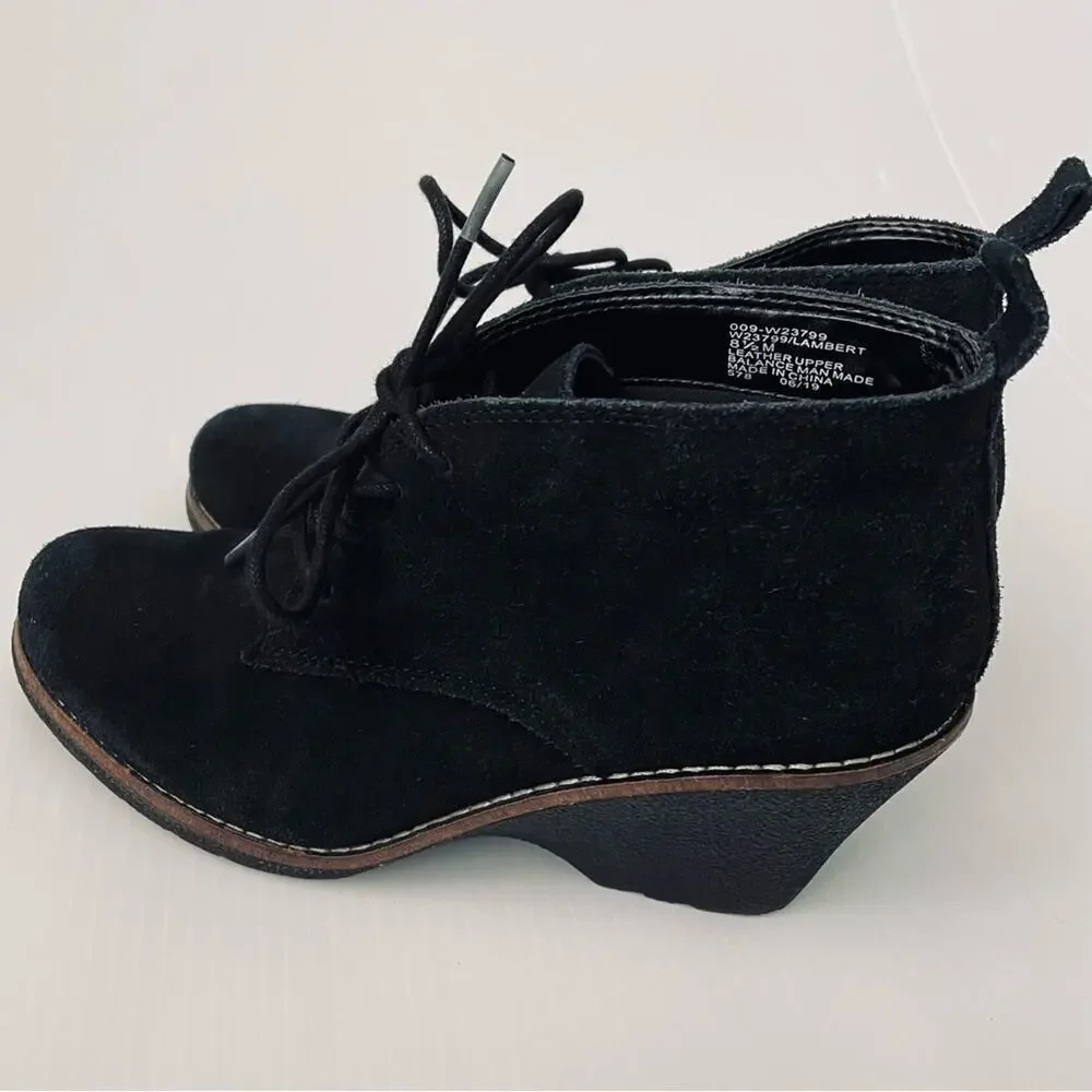 White Mountain Lambert suede leather lace up wedge booties size 8.5